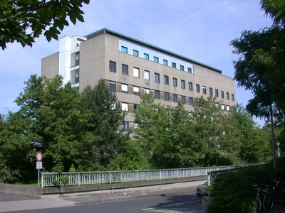 Physiologisches Institut-300