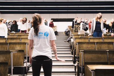 Fotos_StudiPausenexpress_ÜbungenimHörsaal_2016_KatrinaFriese_24.jpg