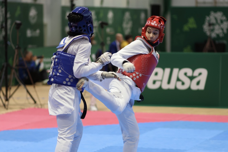 Sarah Spillmann gegen Divine Dagnet aus Frankreich