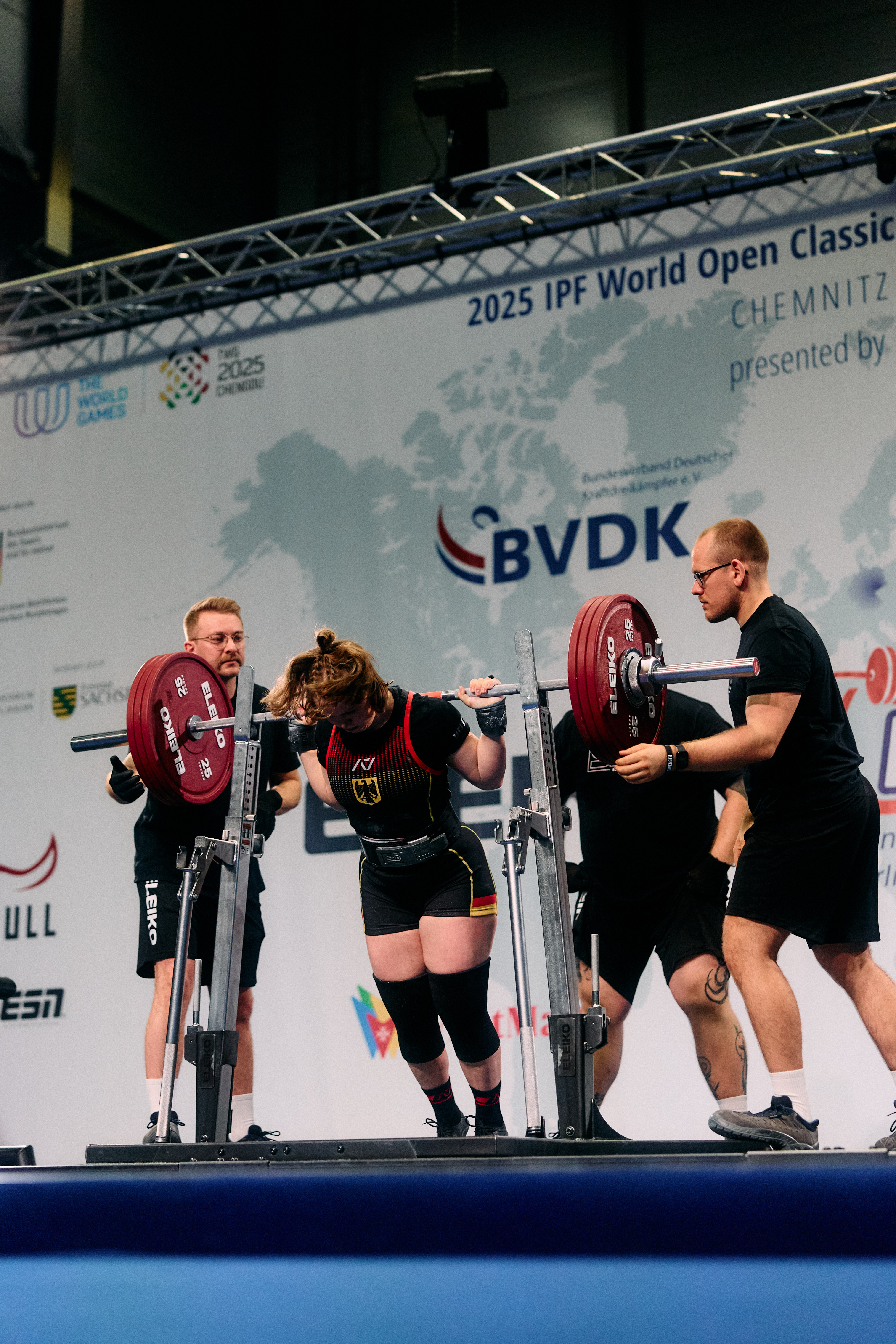 Helene Marie Eckardt beim Powerlifting (Foto: whit3media, whitelightsmedia)