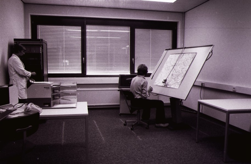 Neubau des HRZs von Innen; Graphikraum, Tableau