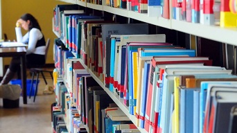 Bücher (Foto: JLU / Franz E. Möller)
