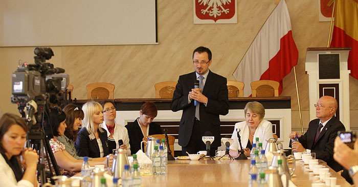 Welcome from Deputy Mayor Krzysztof Piątkowski at the Municipal Offices