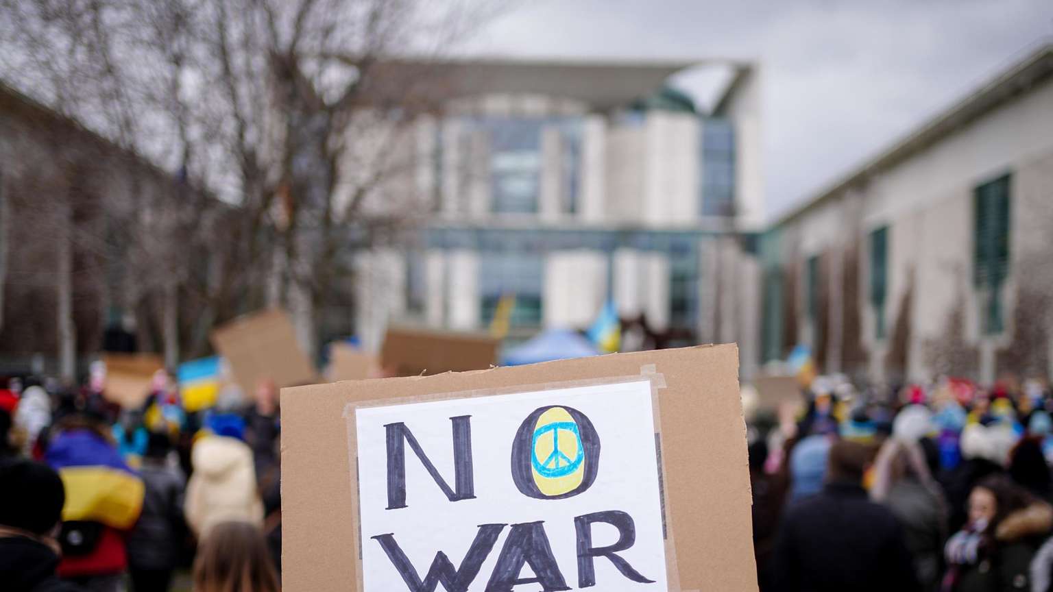 nowar.jpg