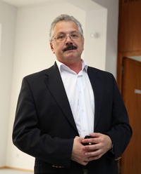 Infov. Ein Land - zwei Perspektiven - 12062012 (2).jpg