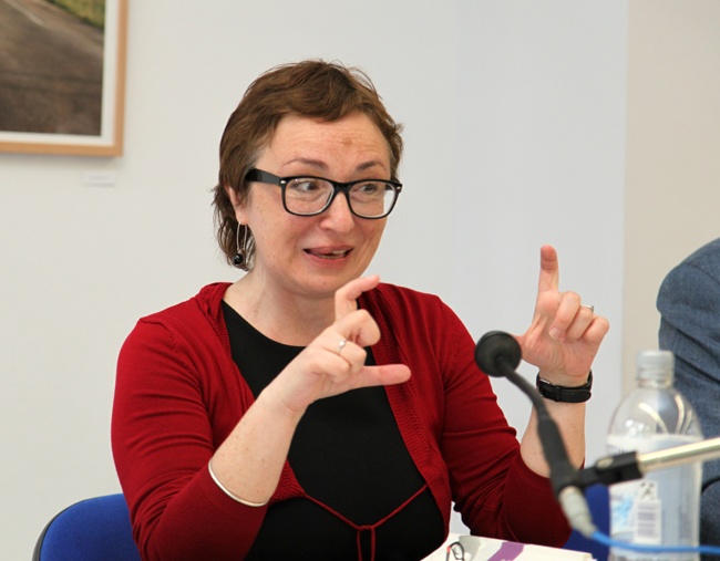 Lesung mit Fanajlova - 13062012 (7).jpg