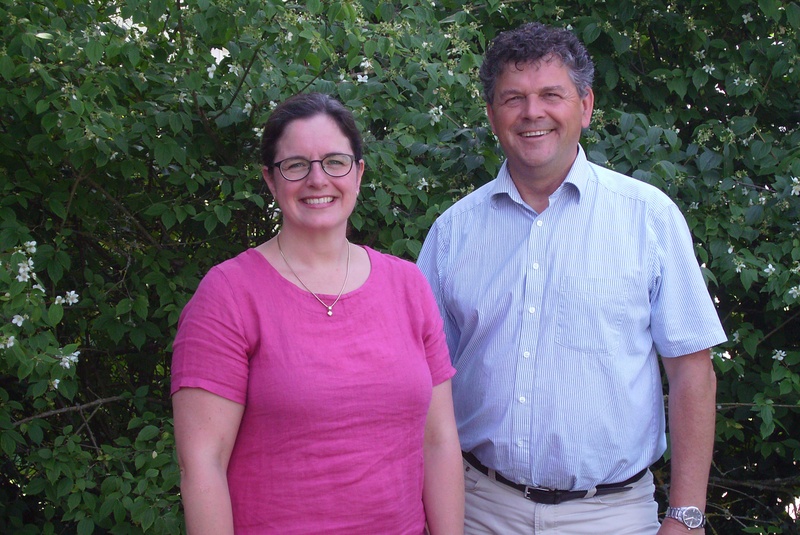 Gruppenfoto des Projektteams. Zu sehen sind Wolfang Meier und Doktor Christine Beckmann