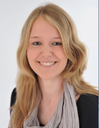 Portrait der Projekmitarbeiterin. Zu sehen ist Elisa Kamper-Fuhrmann