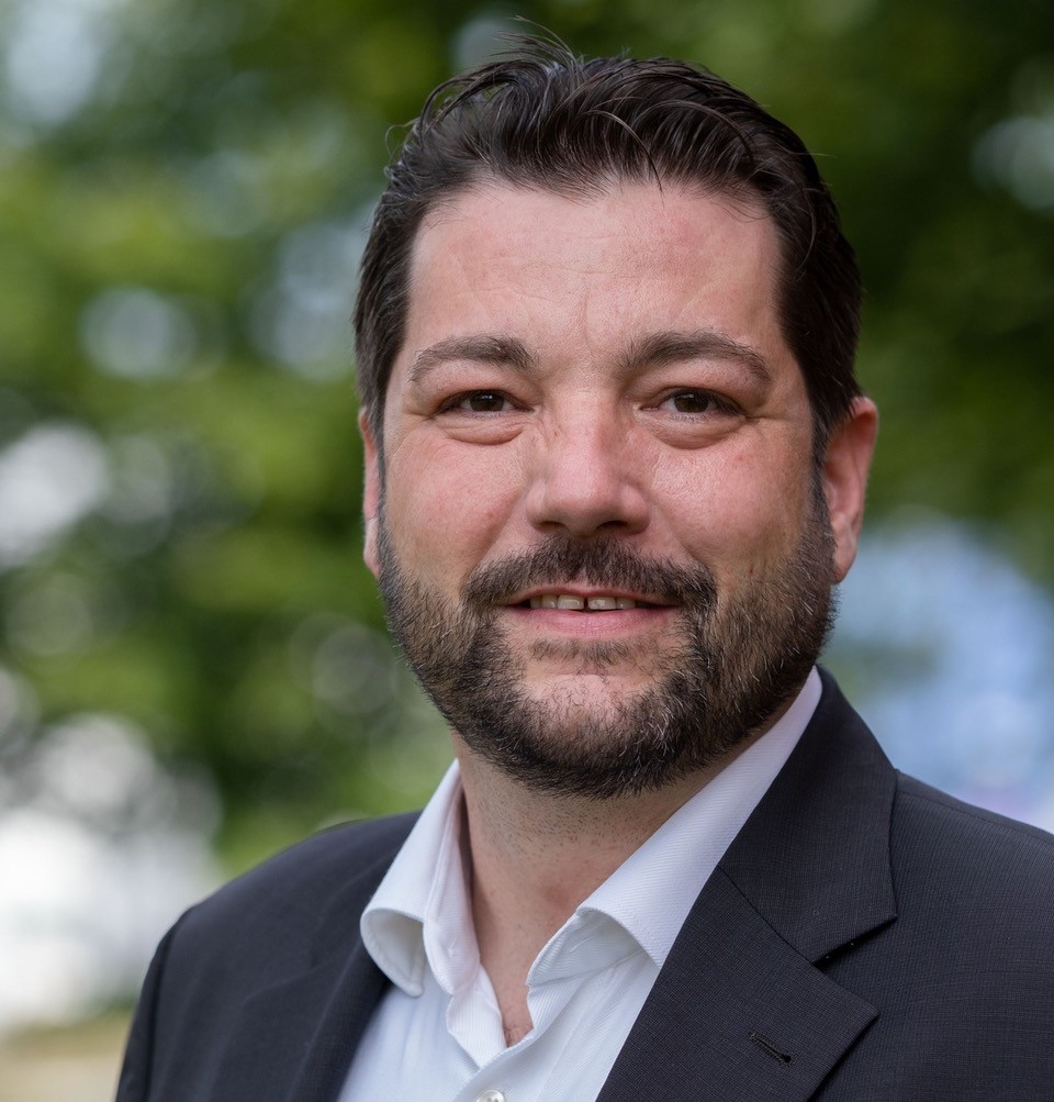 Portrait des Projektleiters. Zu sehen ist Prof. Dr. Jude Przyborski