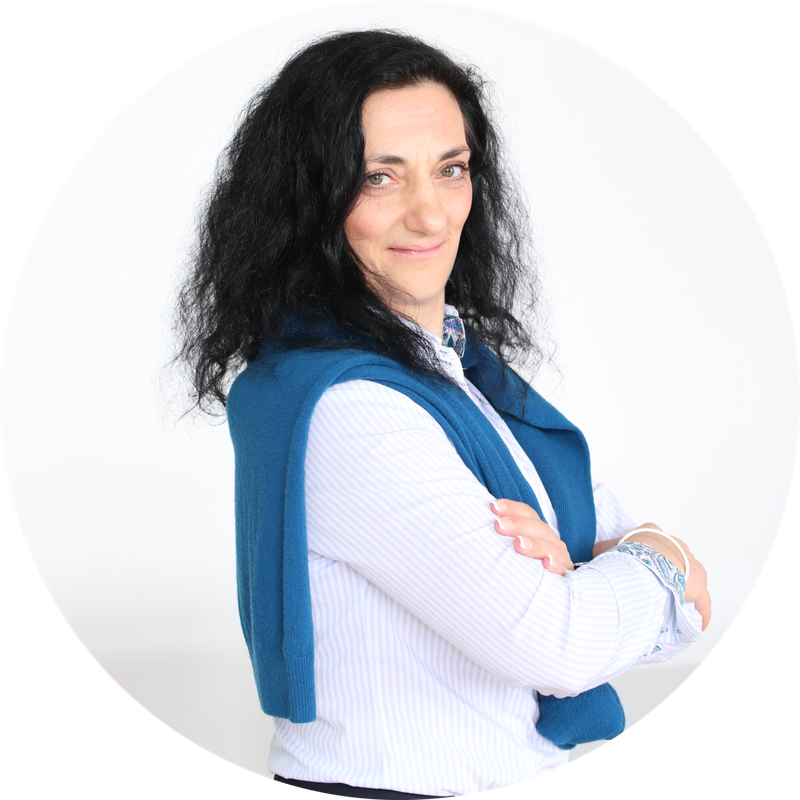 Elena Mohr.png