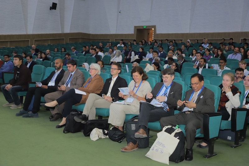 Otabek_Photography_2025.10.08-109.jpg
