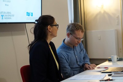 Jutta Hergenhan und Henning Tauche auf Tagung "Autosoziobiografie und Bourdieu" in Wien