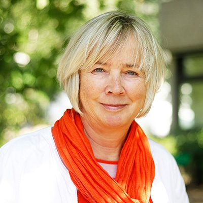 Portrait photo of Prof. Reinhilde Stöppler