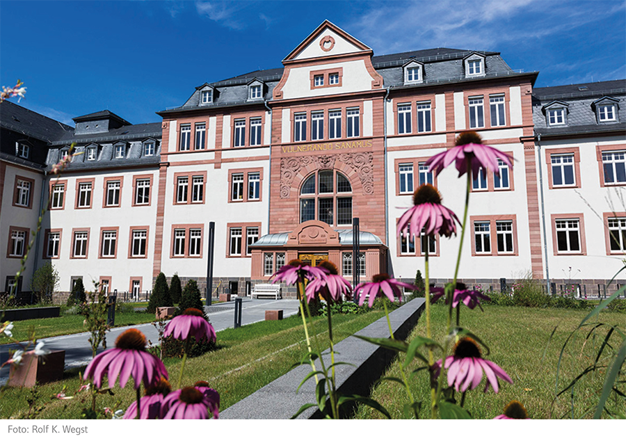 Medizinisches Lehrzentrum, Lehrgebäude und Dekanat Fachbereich Medizin