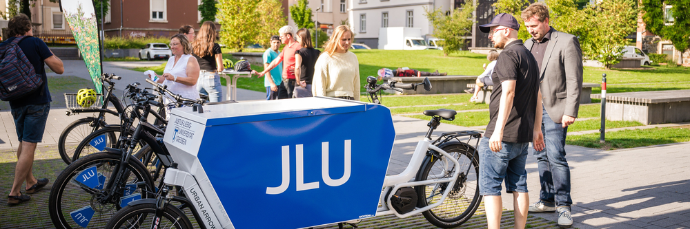 4_Sustainability Hub zum Thema "Nachhaltige Mobilität" des Büros für Nachhaltigkeit (Bild: JLU / Katrina Friese).png