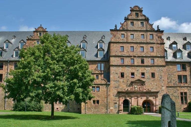 Das ZEU ist in den Räumlichkeiten des Zeughauses auf dem Campus Innenstadt der JLU untergebracht (Bild: JLU / Matthias Höher)