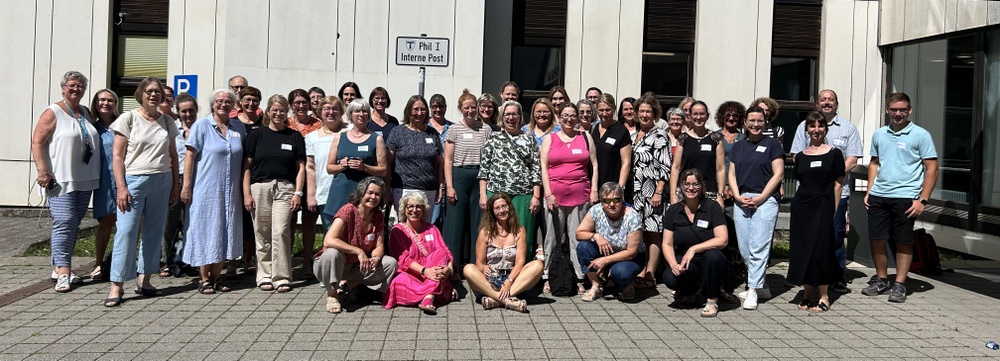 Gruppenbild OFFICE DAY 2025.jpeg