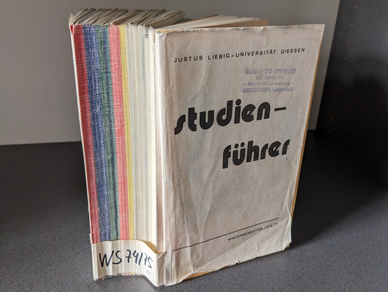 1974_studienfuehrer.jpg