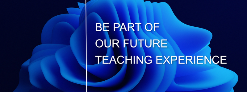 Ziergrafik: Blaue Wellen vor dunklem Hintergrund mit weißem Schriftzug "Be part of our future teaching experience"