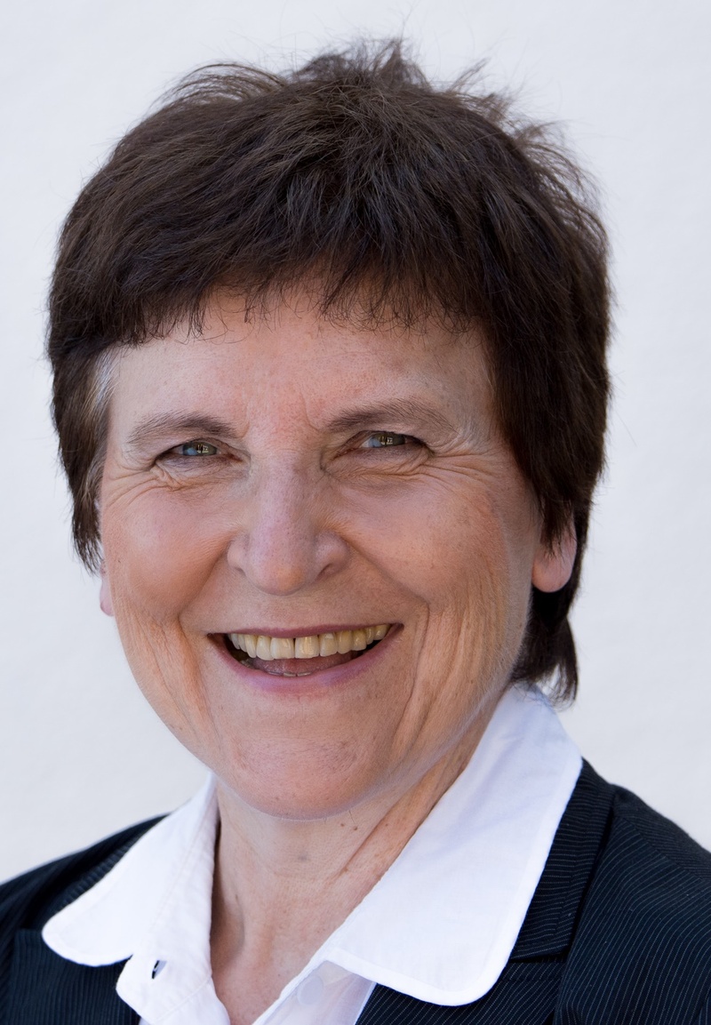 copy_of_PM5017Prof.Lorenz_Birgit.jpg