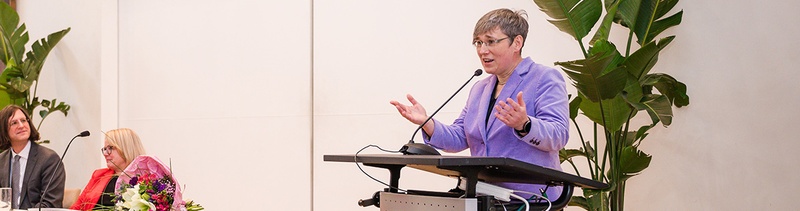 katharinalorenz-1_Ausschnitt_Startseite.jpg