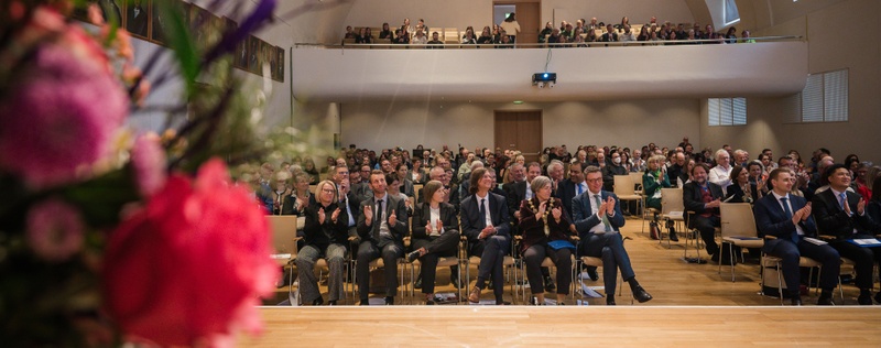 StartseiteAkademischerFestakt2024_FotoFriese17.jpg