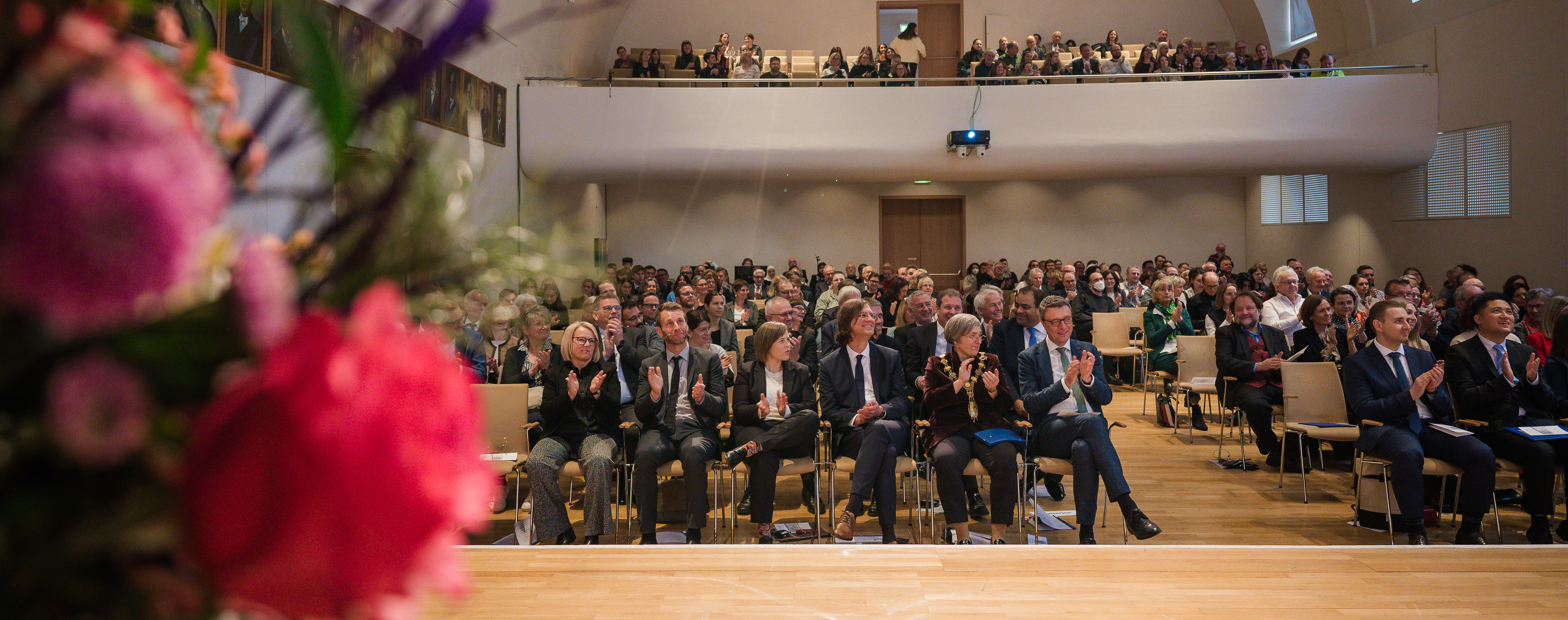 StartseiteAkademischerFestakt2024_FotoFriese17.jpg