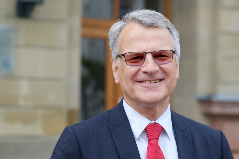 Dr. Wolfgang Maaß