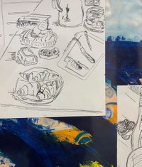 Kombination des Werks blaupause von Marlene Hick (Acryl, Gouache, Ölpastell auf Papier, 72 x 47cm, 2023) mit einem Werk ohne Titel von Marie Katzmaier (Tusche auf Papier, 29,4 x 42 cm, 2022). Foto: Marlene Hick