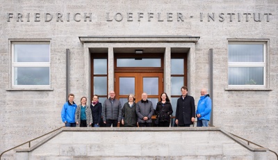 Kick-off-Treffen mit Vertreterinnen und Vertretern der JLU, des FLI, der Berufsgenossenschaft RCI und des Bundesarbeitsministeriums auf der Insel Riems. Foto: Mandy Jörn / FLI
