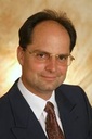 Dr. Uwe Bäumler