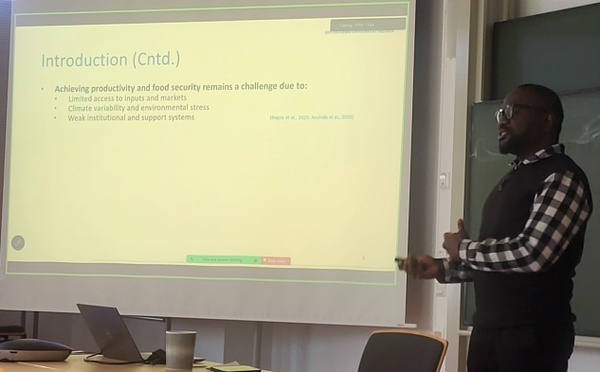 Dr. Chukwuma Ume present at Kick-Off session of new PhD Seminar 2026