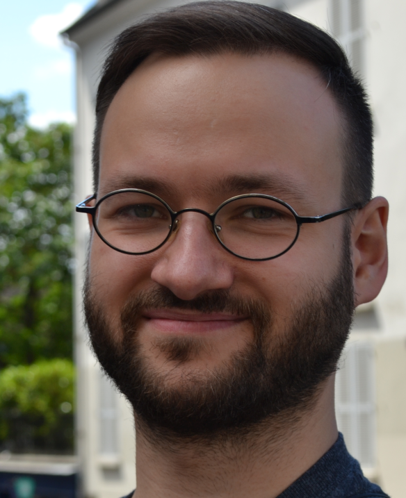 Dimitri Smirnov.png