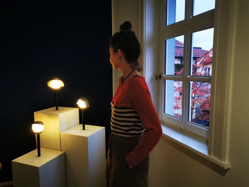 Exploring Alona Rodeh’s 'Nightcaps', playful street lamp “hats” that reduce light pollution © Muthuwahandi.jpg