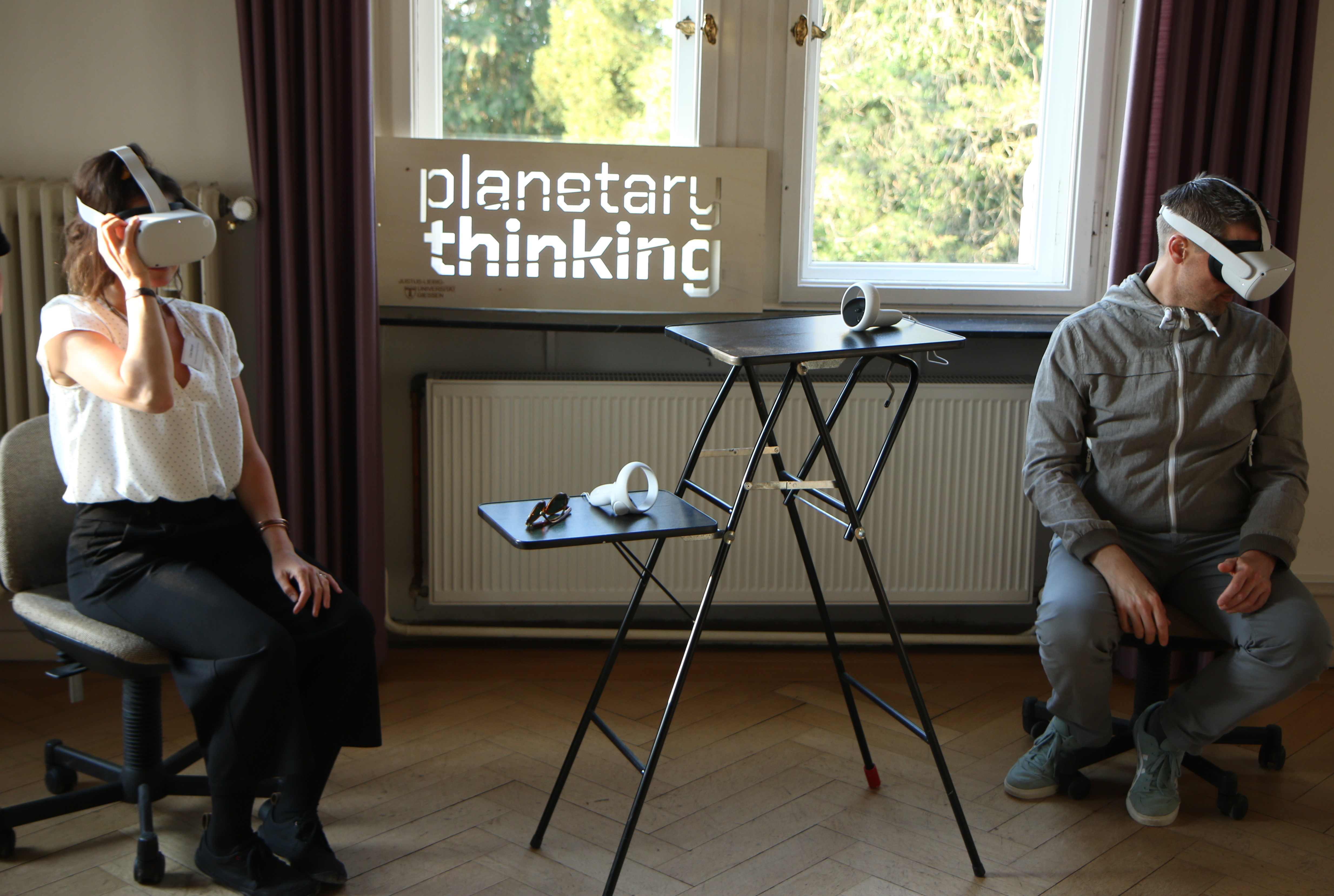 Liza Bauer and Frederic Hanusch experience the VR simulation of the Fukushima exclusion zone © Wiegand.JPG