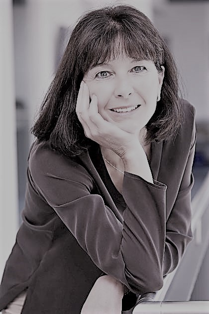 Portrait Linda Lewis, LL.M.  